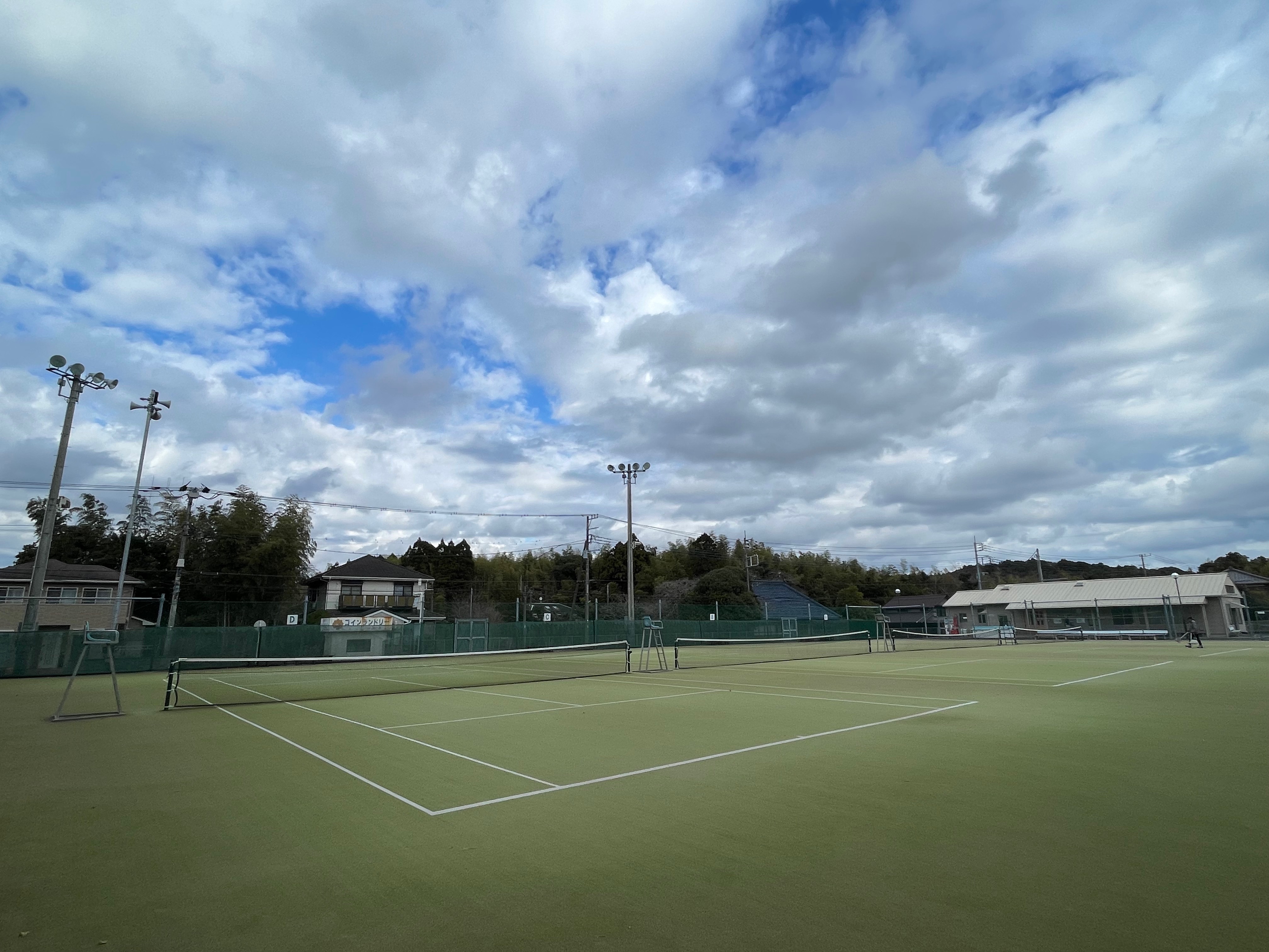 テニスコート写真